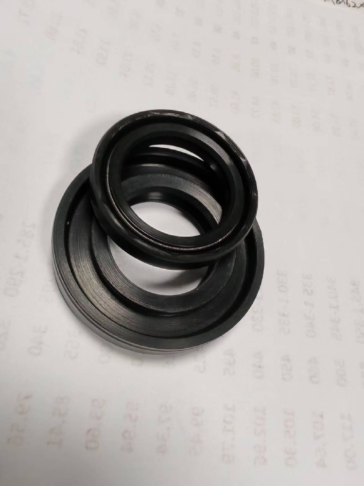 双面弹簧骨架油封 尺寸齐全